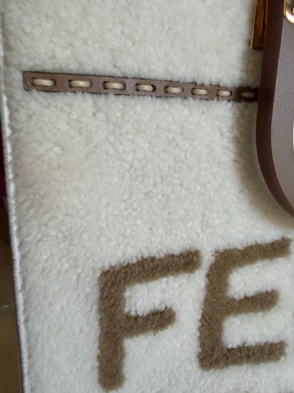 FENDI SHEARLING SUNSHINE MEDIUM TOTE BAG SHOULDER STRAP (LIMITED EDITION) - Picture 13 of 15